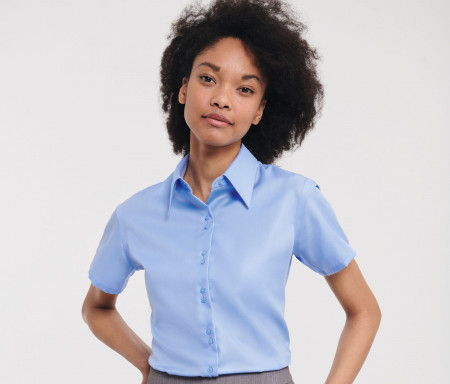 LADIES' SHORT SLEEVE TAILORED ULTIMATE NON-IRON SHIRT